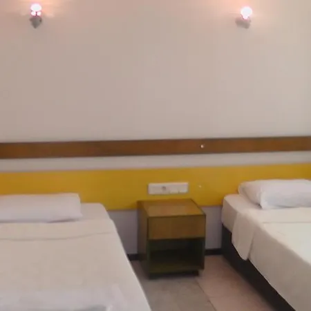 Tropic Marina Apart Otel 2*
